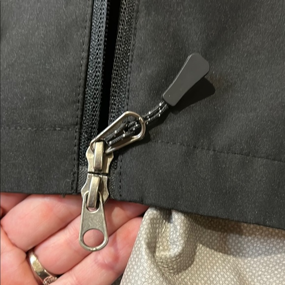 Avalanche Black Utility/Rain Jacket Durable lightweight Casual Wear. Large - Picture 11 of 14